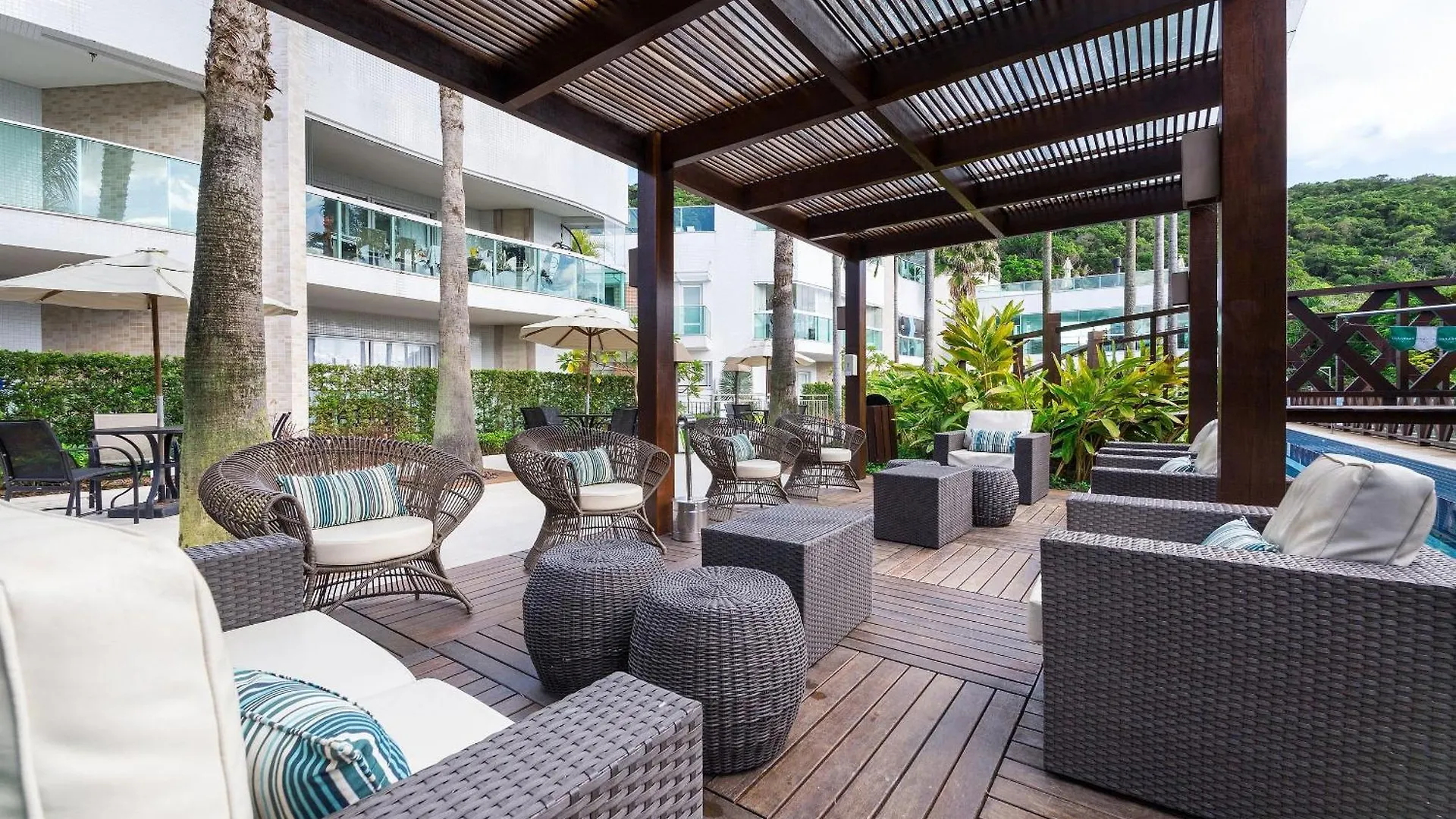 Varandas Do Atlantico 101B - Apartamento Com Vista Mar - Piscina Climatizada - Academia - Bombinhas 0*,  Brazil