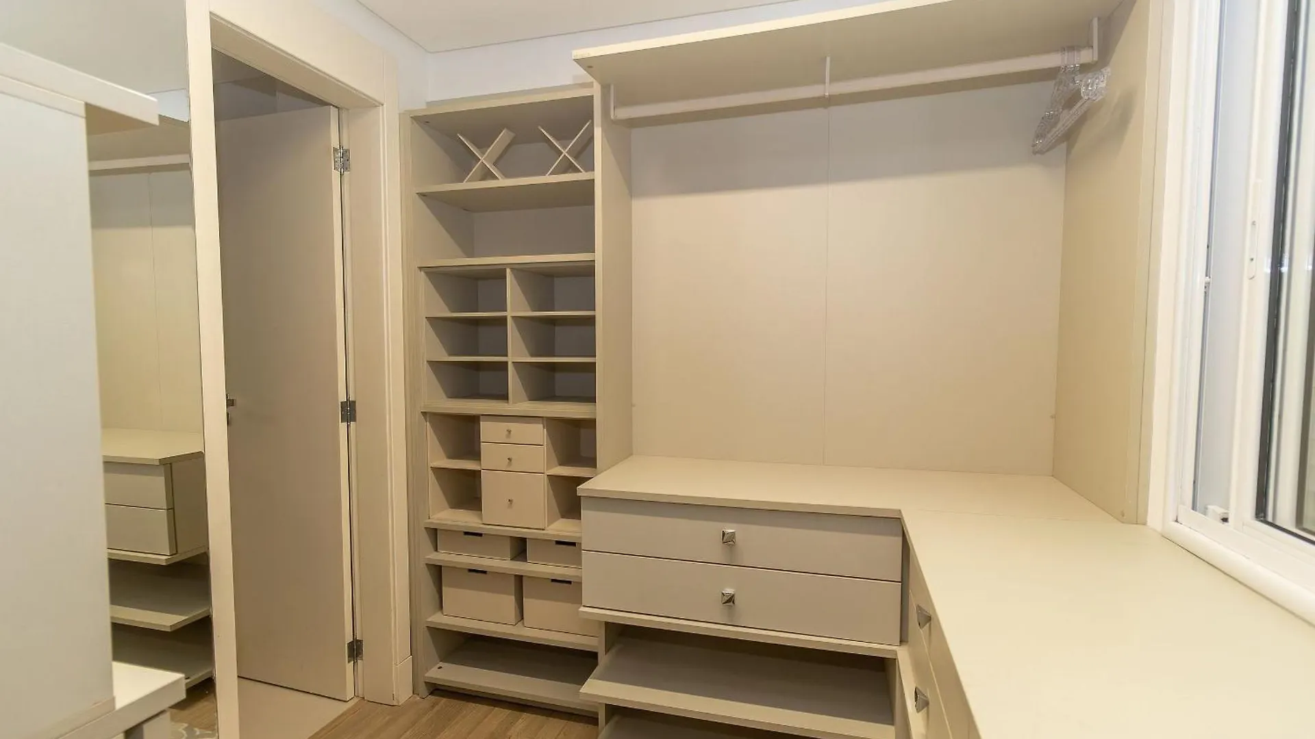 Varandas Do Atlantico 101B - Apartamento Com Vista Mar - Piscina Climatizada - Academia - Bombinhas 0*,  Brazil