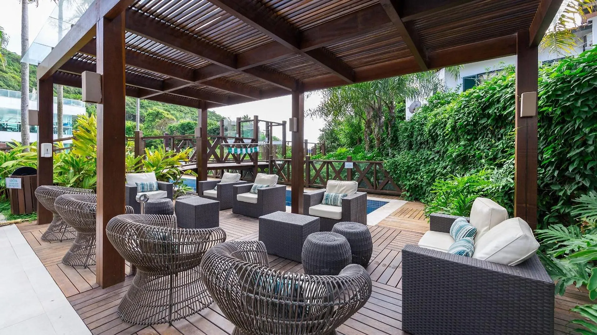 Varandas Do Atlantico 101B - Apartamento Com Vista Mar - Piscina Climatizada - Academia - Bombinhas 0*,