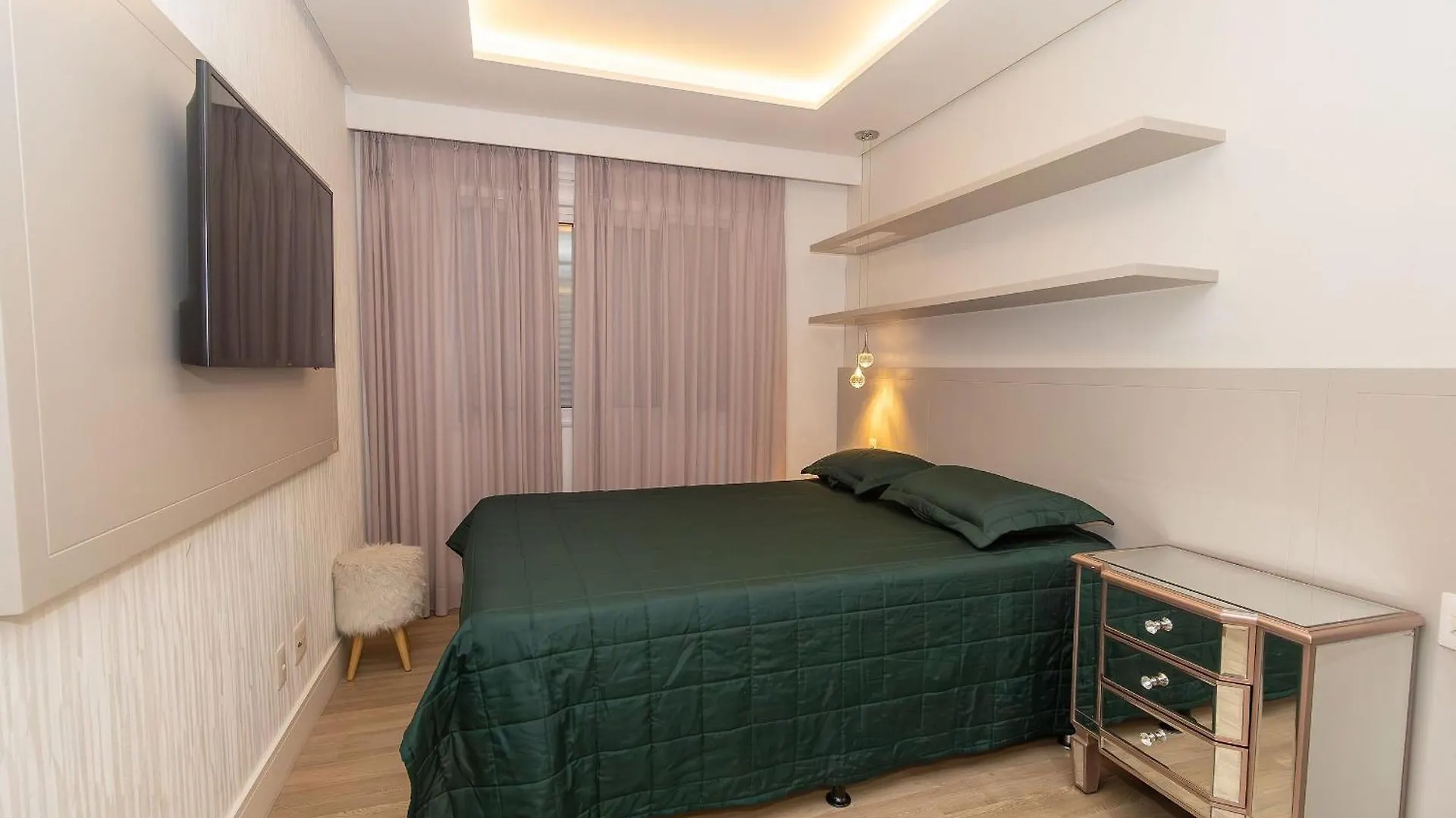 Apartment Varandas Do Atlantico 101B - Apartamento Com Vista Mar - Piscina Climatizada - Academia - Bombinhas