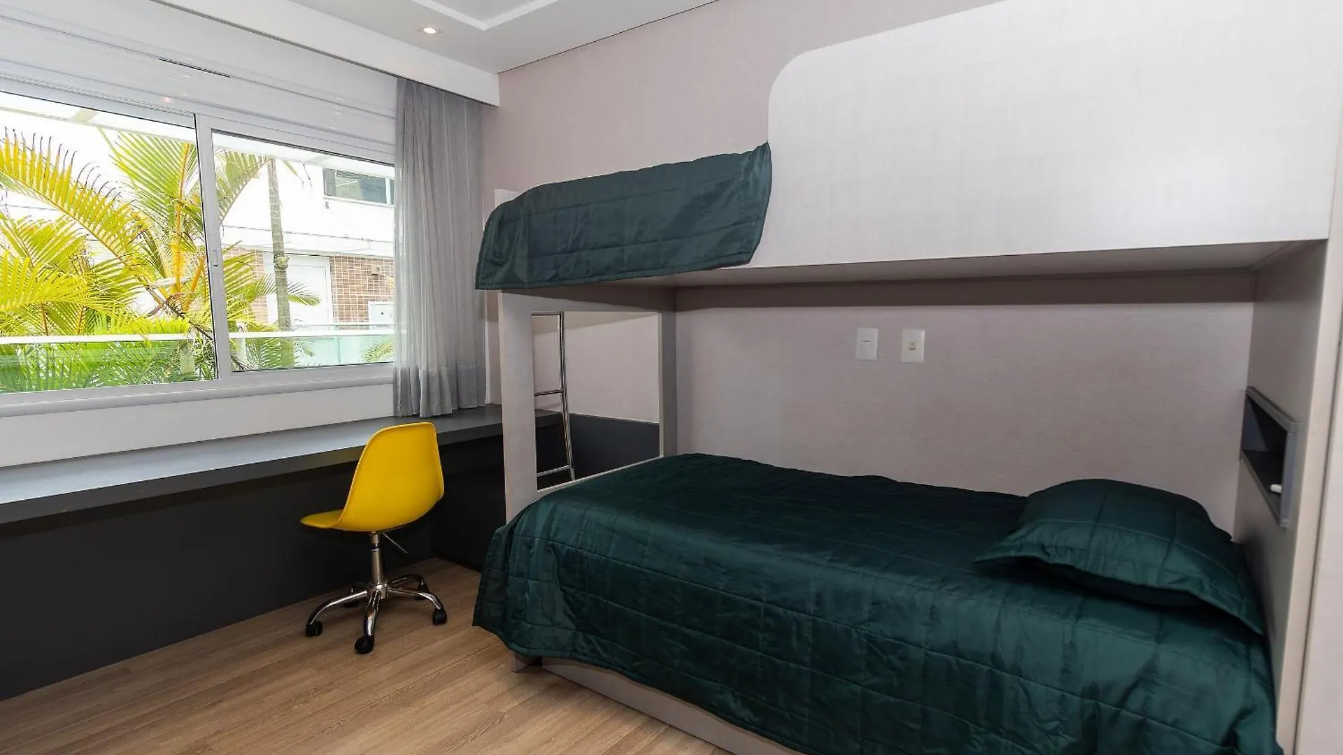 Varandas Do Atlantico 101B - Apartamento Com Vista Mar - Piscina Climatizada - Academia - Bombinhas Brazil