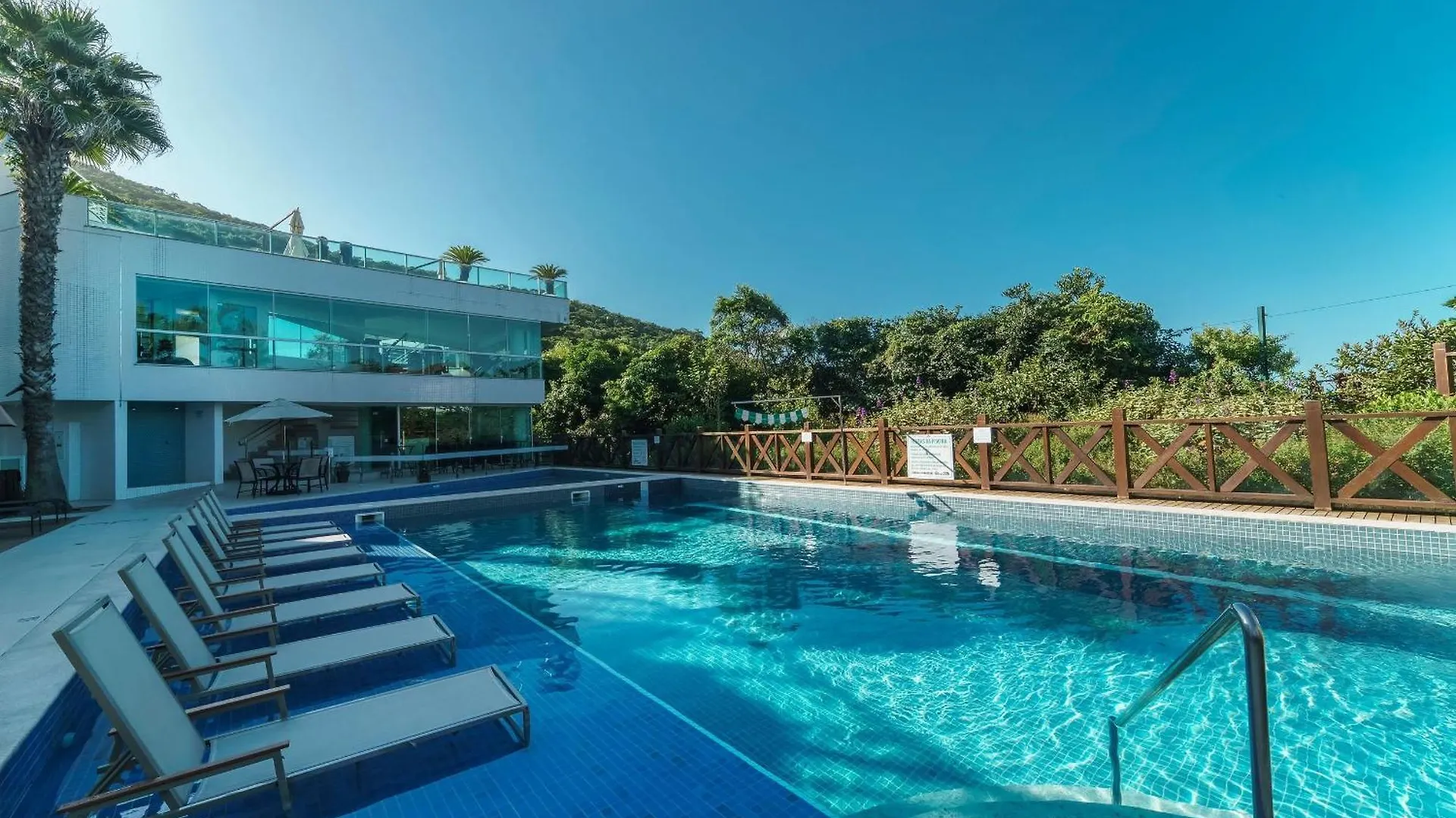 Apartment Varandas Do Atlantico 101B - Apartamento Com Vista Mar - Piscina Climatizada - Academia - Bombinhas